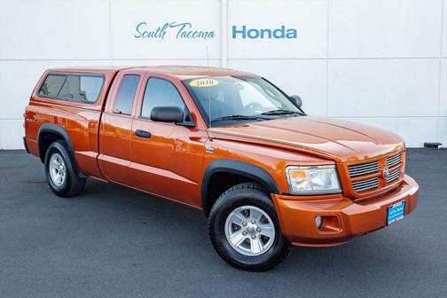 Toxic Orange Pearlcoat 2010 Dodge Dakota Big Horn/Lone Star
