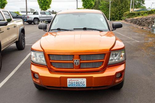 Toxic Orange Pearlcoat 2010 Dodge Dakota Big Horn/Lone Star