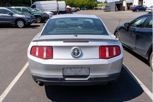 2012 Ford Mustang V6 Premium