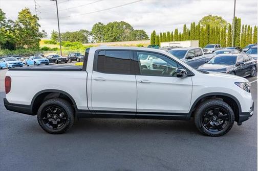 2025 Honda Ridgeline Black