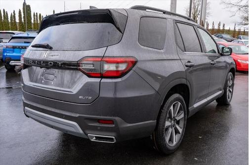 2025 Honda Pilot Elite
