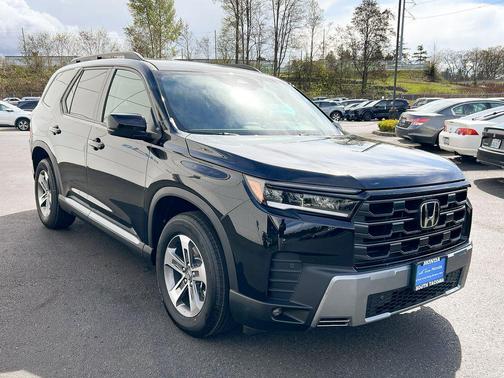 Crystal Black Pearl 2026 Honda Pilot EX-L