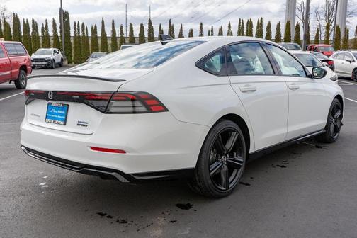 2025 Honda Accord Hybrid Base