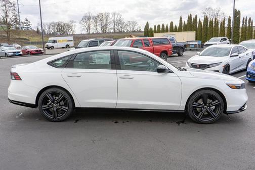 2025 Honda Accord Hybrid Base
