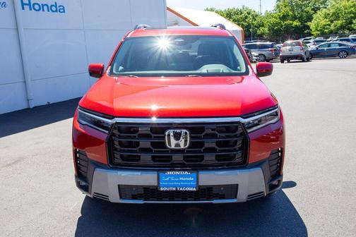 Radiant Red Metallic II 2026 Honda Pilot Elite