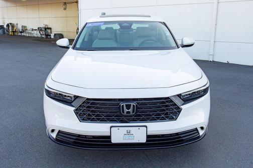 Platinum White 2023 Honda Accord EX