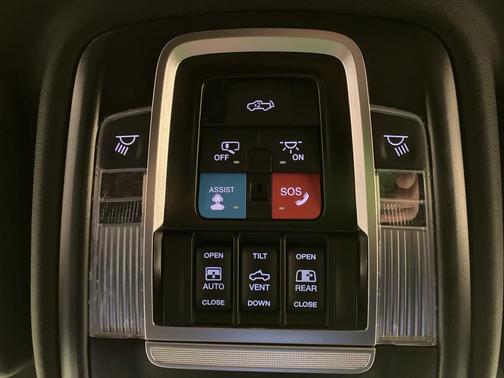 2025 RAM 2500 Laramie Crew Cab 4x4 8' Box