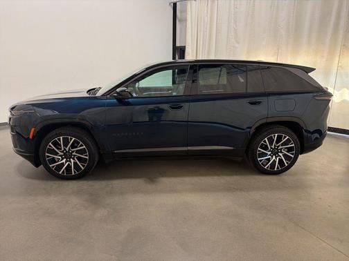 Fathom Blue Pearlcoat 2025 Jeep Wagoneer S Limited