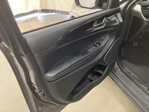 2021 Jeep Grand Cherokee L Laredo
