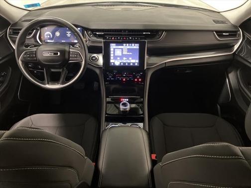 2021 Jeep Grand Cherokee L Laredo