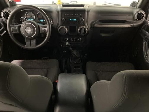 2011 Jeep Wrangler Unlimited Sport