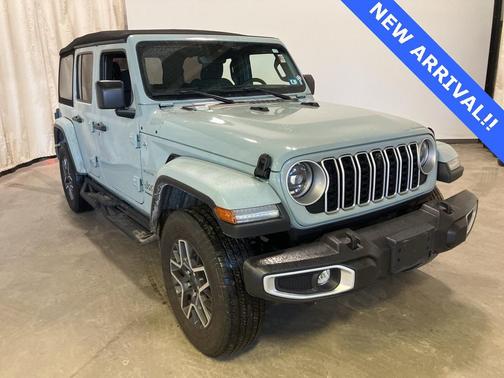 2024 Jeep Wrangler 4-Door Sahara 4x4