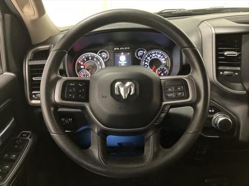 2019 RAM 2500 Tradesman Crew Cab 4x4 6'4' Box