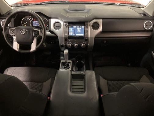 2016 Toyota Tundra SR5