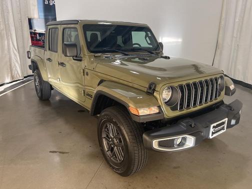 2026 Jeep Gladiator Sport S
