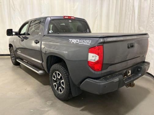 Magnetic Gray Metallic 2016 Toyota Tundra SR5