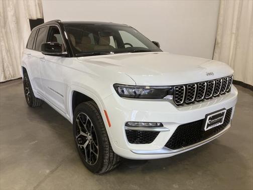 2025 Jeep Grand Cherokee Summit