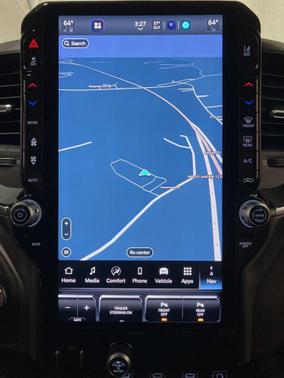 Diamond Black Crystal Pearlcoat 2026 RAM 1500 Laramie