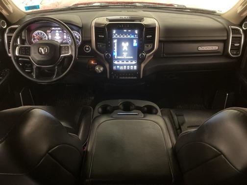 2020 RAM 2500 Laramie Mega Cab 4X4 6'4' Box