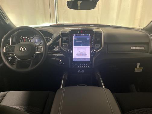 2026 RAM 3500 Big Horn Crew Cab 4x4 8' Box