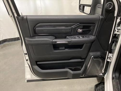 2024 RAM 2500 Limited Mega Cab 4x4 6'4' Box