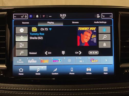 2026 Chrysler Pacifica L