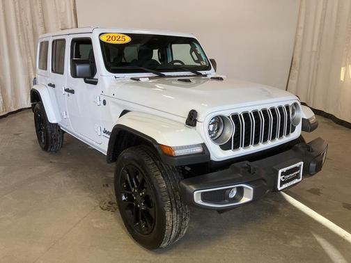 2025 Jeep Wrangler 4xe Sahara