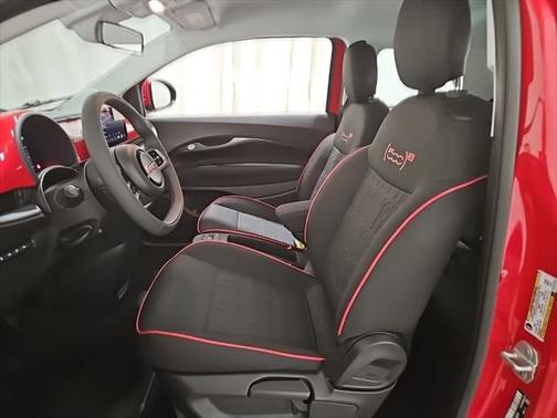 2024 FIAT 500e INSPI(RED) FWD
