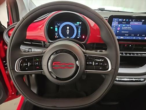2024 FIAT 500e INSPI(RED) FWD