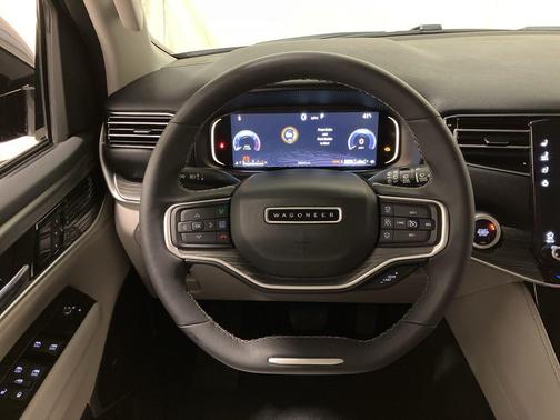 Bright White Clearcoat 2024 Jeep Wagoneer Series II 4x4