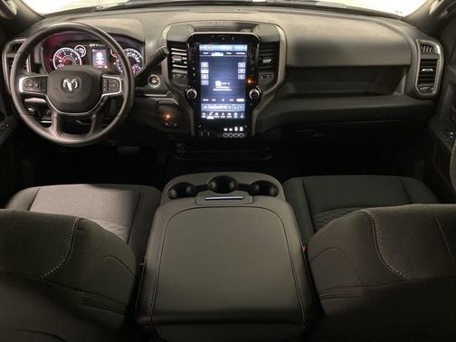 2025 RAM 2500 Tradesman Crew Cab 4x4 6'4' Box