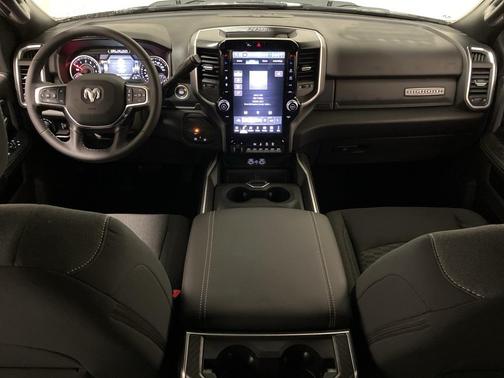 2025 RAM 2500 Big Horn Crew Cab 4x4 6'4' Box