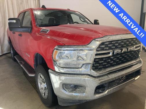 2024 RAM 2500 Big Horn Crew Cab 4x4 6'4' Box