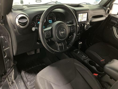 2017 Jeep Wrangler Sahara