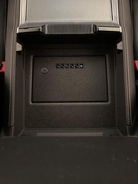 High Gloss Black 2026 Jeep Grand Wagoneer Upland