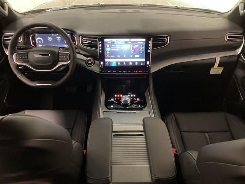High Gloss Black 2026 Jeep Grand Wagoneer Upland