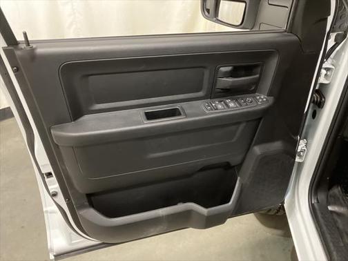 2024 RAM 2500 Tradesman Crew Cab 4x4 8' Box