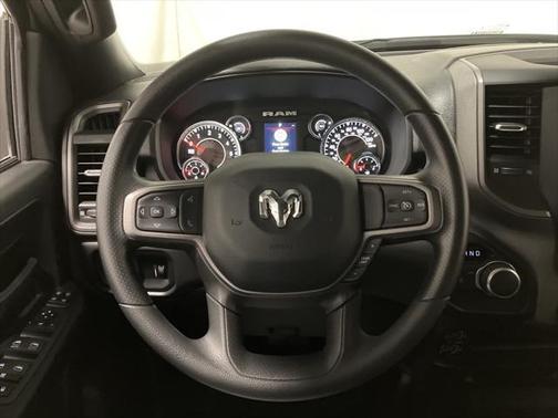 2024 RAM 2500 Tradesman Crew Cab 4x4 8' Box