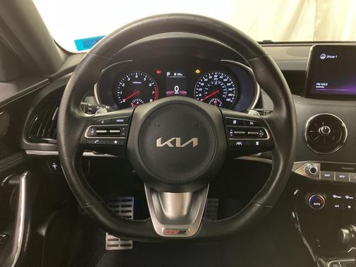 2022 Kia Stinger GT-Line
