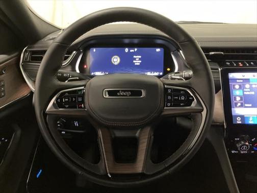 2025 Jeep Grand Cherokee L Summit