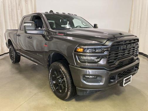 2025 RAM 2500 Big Horn Crew Cab 4x4 6'4' Box