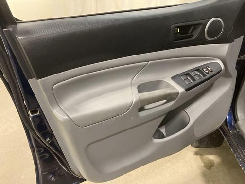 2012 Toyota Tacoma Base