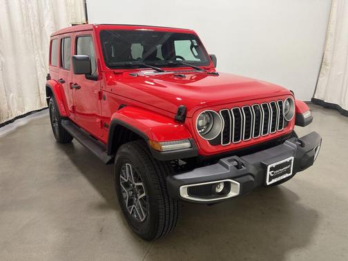 2026 Jeep Wrangler 4-Door Sahara 4x4