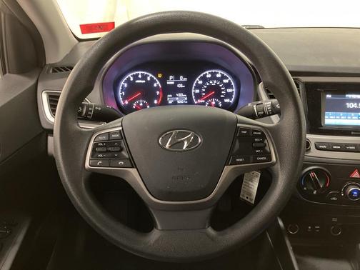 2020 Hyundai Accent SE