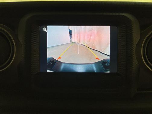 2021 Jeep Gladiator Sport S