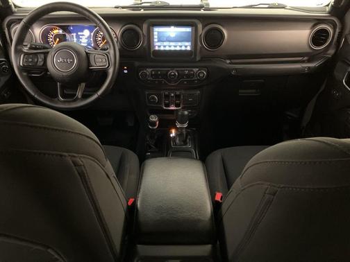 2021 Jeep Gladiator Sport S