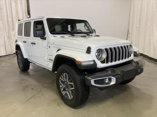 2024 Jeep Wrangler 4-Door Sahara 4x4
