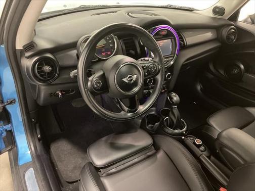 2017 MINI Hardtop Cooper