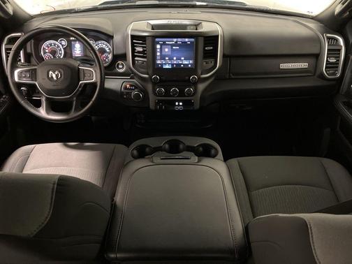 Patriot Blue Pearlcoat 2024 RAM 2500 Big Horn Crew Cab 4x4 6'4' Box