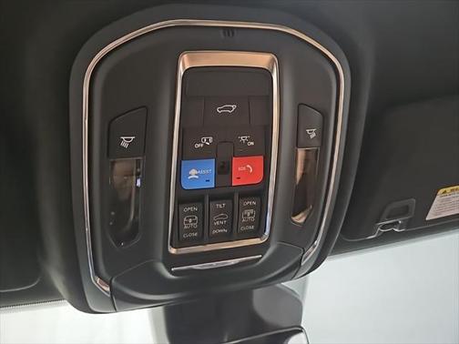 2025 Jeep Grand Cherokee L Summit Reserve